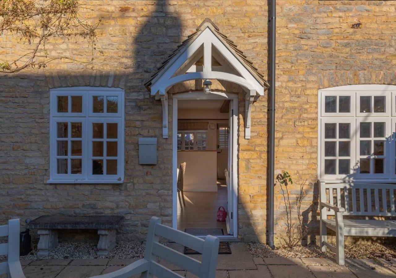 Jasmine Cottage - 2 Bedroom In Heart Of Bourton! Exteriör bild