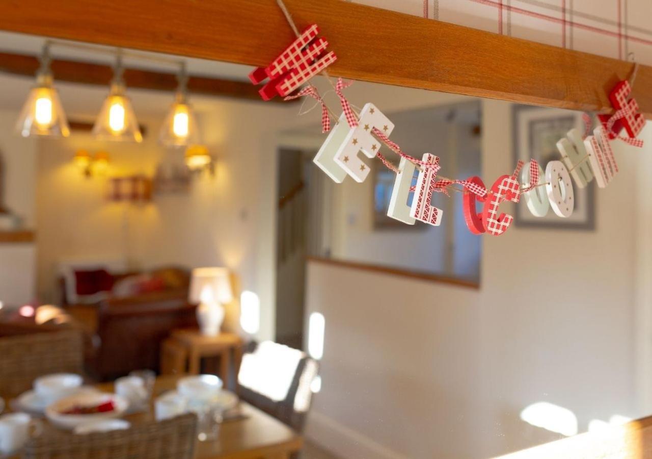 Jasmine Cottage - 2 Bedroom In Heart Of Bourton! Exteriör bild
