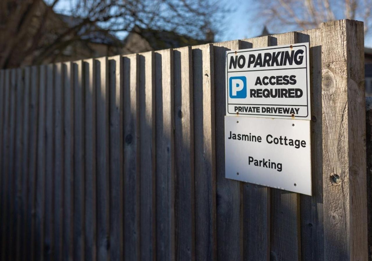 Jasmine Cottage - 2 Bedroom In Heart Of Bourton! Exteriör bild