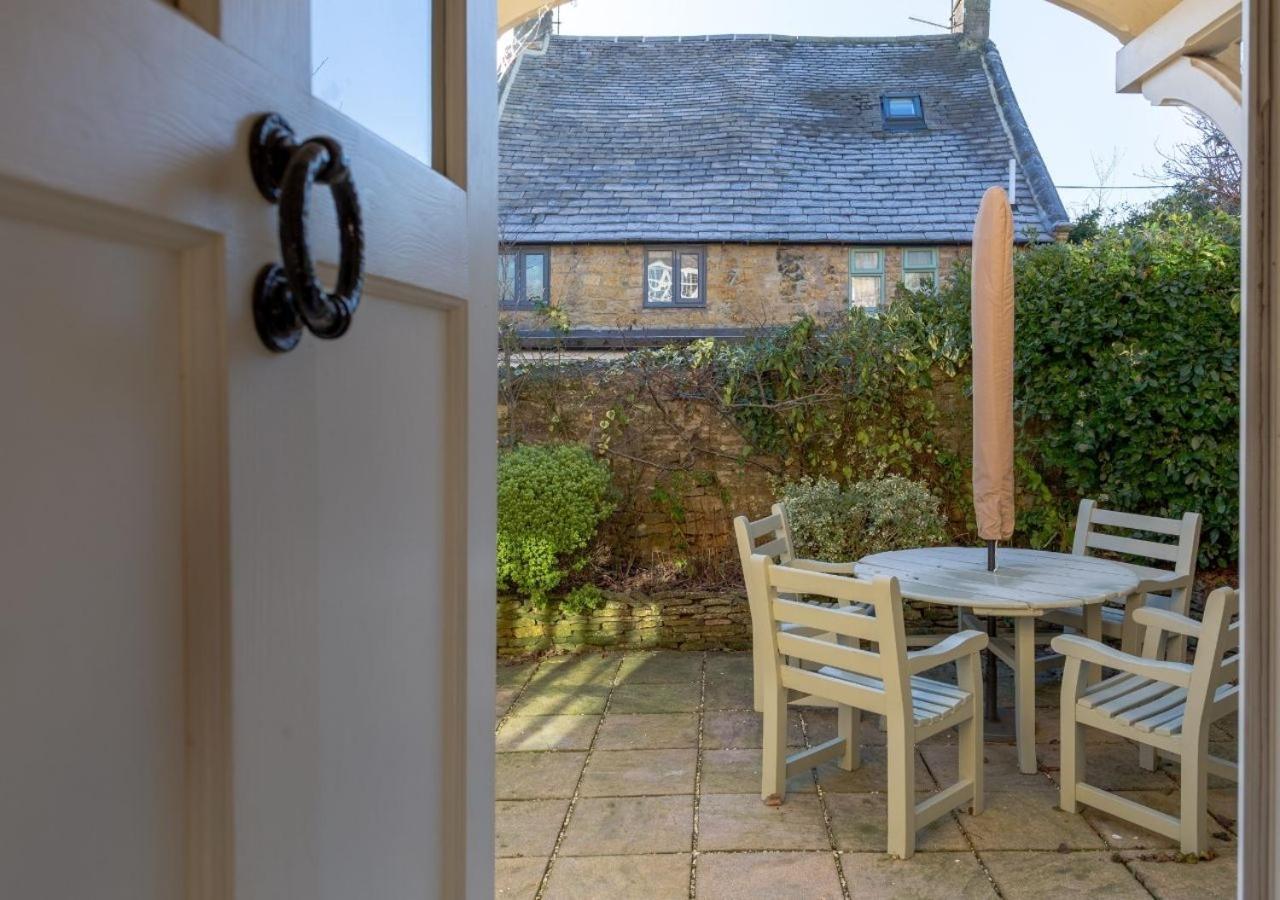 Jasmine Cottage - 2 Bedroom In Heart Of Bourton! Exteriör bild