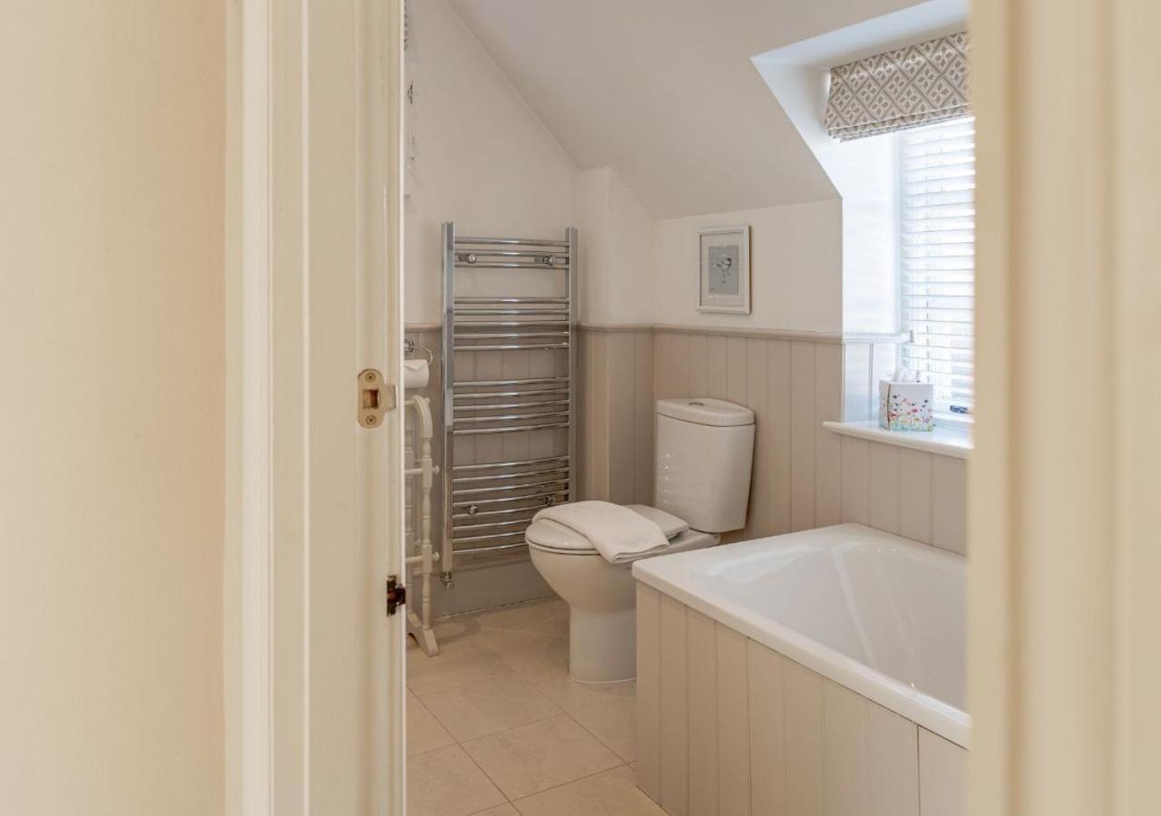 Jasmine Cottage - 2 Bedroom In Heart Of Bourton! Exteriör bild