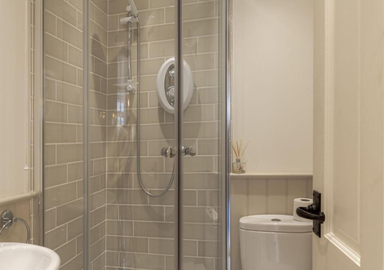 Jasmine Cottage - 2 Bedroom In Heart Of Bourton! Exteriör bild